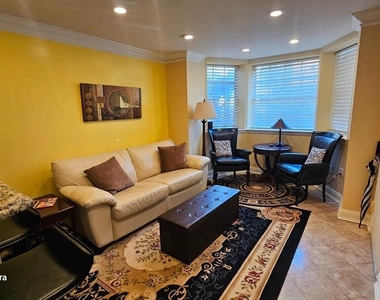 1714 Corcoran Street Nw - Photo Thumbnail 14