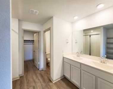 110 Fort Clark Springs Dr - Photo Thumbnail 8