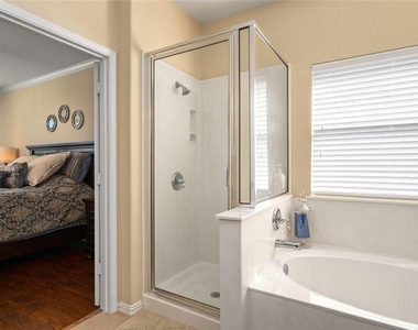 153 Crizer Ct - Photo Thumbnail 15