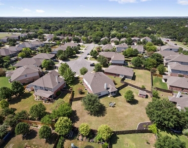 153 Crizer Ct - Photo Thumbnail 26