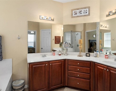 153 Crizer Ct - Photo Thumbnail 14
