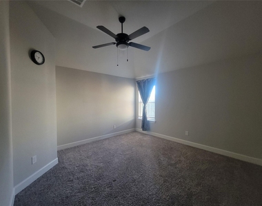 340 Cross Timbers Dr - Photo Thumbnail 22