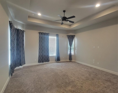 340 Cross Timbers Dr - Photo Thumbnail 12