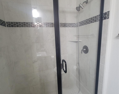 340 Cross Timbers Dr - Photo Thumbnail 16