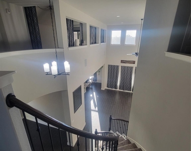 340 Cross Timbers Dr - Photo Thumbnail 18