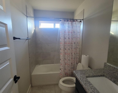 340 Cross Timbers Dr - Photo Thumbnail 21