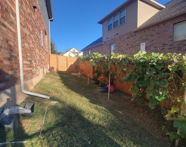 340 Cross Timbers Dr - Photo Thumbnail 31