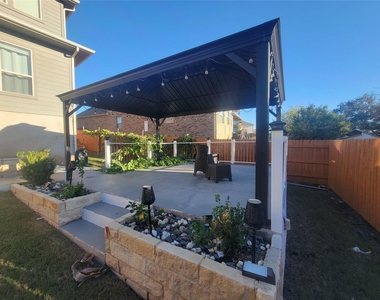 340 Cross Timbers Dr - Photo Thumbnail 27