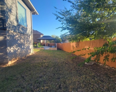 340 Cross Timbers Dr - Photo Thumbnail 29
