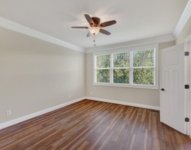 2942 Templehof Ct - Photo Thumbnail 27
