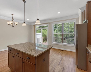 2942 Templehof Ct - Photo Thumbnail 17