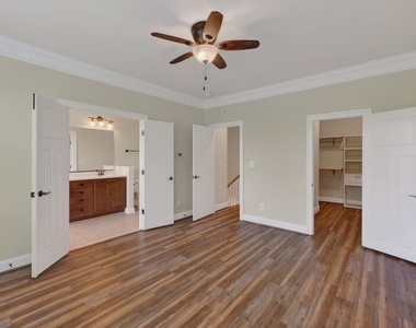 2942 Templehof Ct - Photo Thumbnail 28