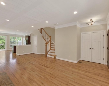2942 Templehof Ct - Photo Thumbnail 9