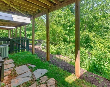 2942 Templehof Ct - Photo Thumbnail 46