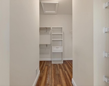 2942 Templehof Ct - Photo Thumbnail 33