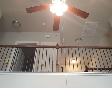 1015 Boatswain Way - Photo Thumbnail 9