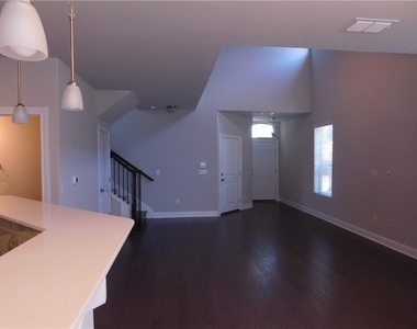 1015 Boatswain Way - Photo Thumbnail 19