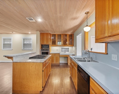 1700 Virginia Ave - Photo Thumbnail 9