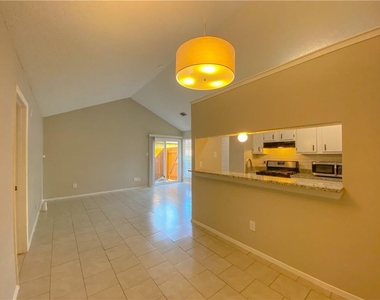 11908 Sunhillow Bnd - Photo Thumbnail 5