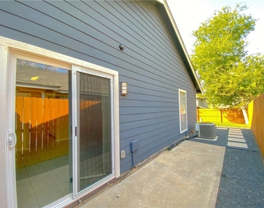 11908 Sunhillow Bnd - Photo Thumbnail 21