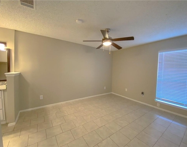 11908 Sunhillow Bnd - Photo Thumbnail 10