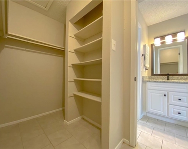 11908 Sunhillow Bnd - Photo Thumbnail 14