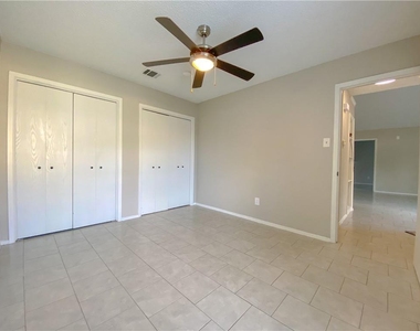 11908 Sunhillow Bnd - Photo Thumbnail 18