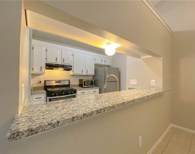 11908 Sunhillow Bnd - Photo Thumbnail 7