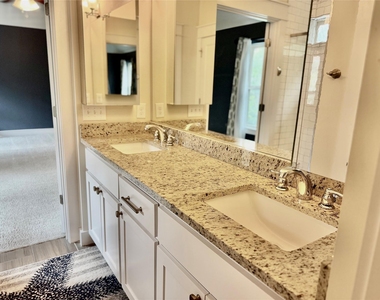 13501 Metric Blvd - Photo Thumbnail 26