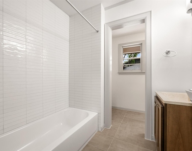 1711 S Main St - Photo Thumbnail 26
