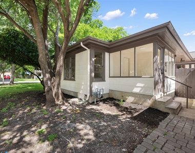 1711 S Main St - Photo Thumbnail 36