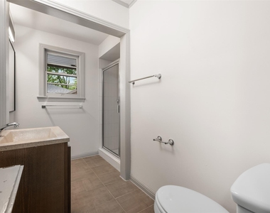 1711 S Main St - Photo Thumbnail 25