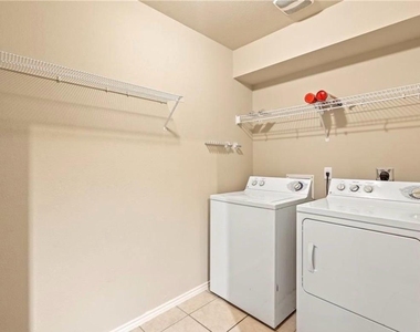 2605 Butler Way - Photo Thumbnail 26
