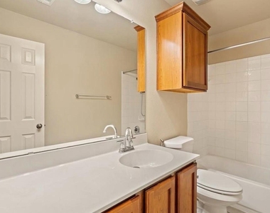 2605 Butler Way - Photo Thumbnail 16