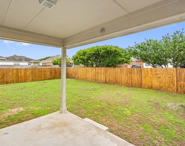 2605 Butler Way - Photo Thumbnail 27