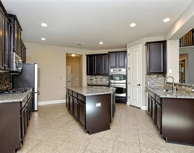 15205 Joseph Dr - Photo Thumbnail 9