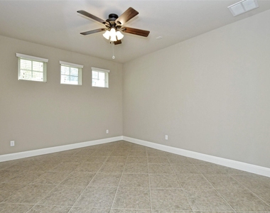 15205 Joseph Dr - Photo Thumbnail 16