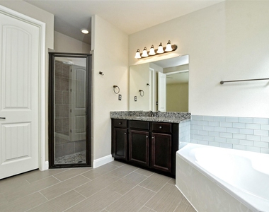 15205 Joseph Dr - Photo Thumbnail 20