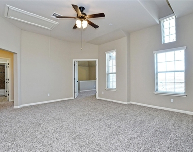 15205 Joseph Dr - Photo Thumbnail 13