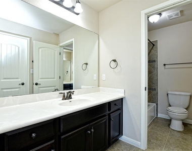 15205 Joseph Dr - Photo Thumbnail 26