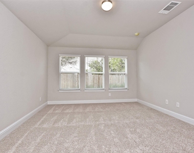 8116 Bronco Ln - Photo Thumbnail 11