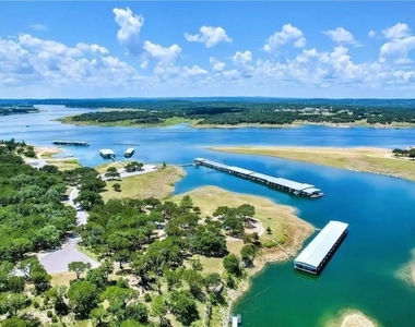 8116 Bronco Ln - Photo Thumbnail 24