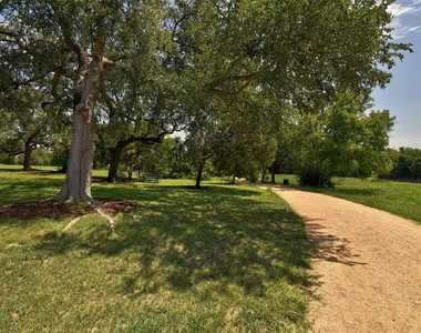 1841 Montana Sky Dr - Photo Thumbnail 39