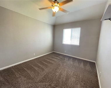 110 Cotton Creek Way - Photo Thumbnail 20