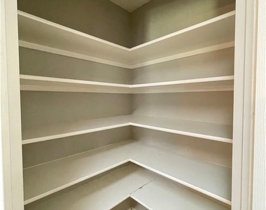 110 Cotton Creek Way - Photo Thumbnail 11