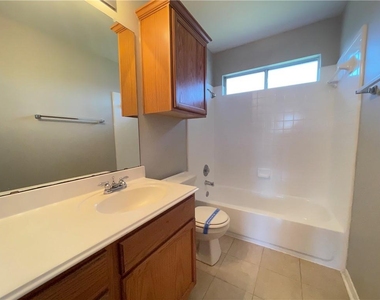 110 Cotton Creek Way - Photo Thumbnail 24
