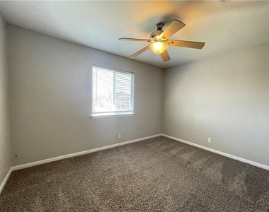 110 Cotton Creek Way - Photo Thumbnail 22