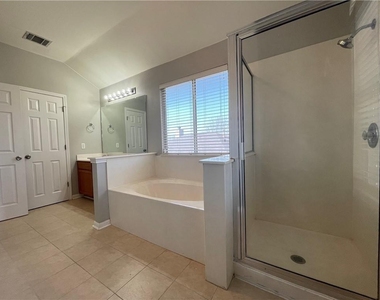 110 Cotton Creek Way - Photo Thumbnail 16