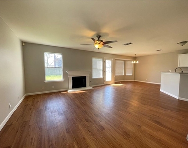 110 Cotton Creek Way - Photo Thumbnail 3
