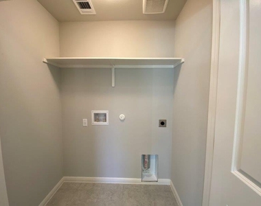 17926 Papaveri Way Way - Photo Thumbnail 13